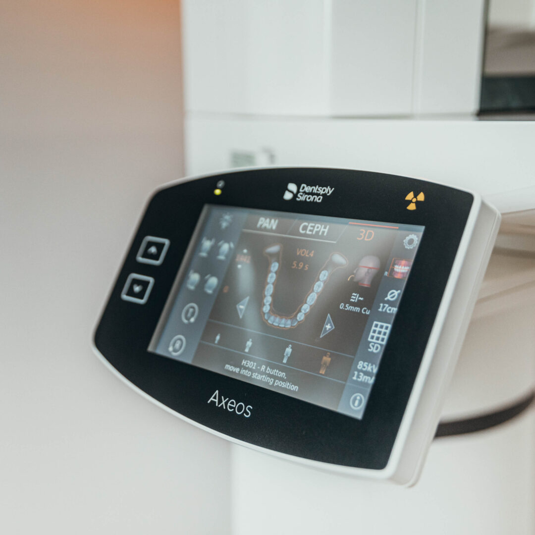 Sirona Axeos CBCT Umhlanga Dentist Dr Thinus Van Niekerk The